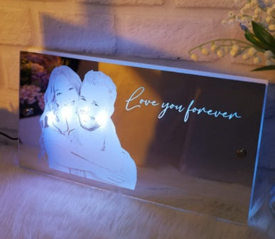 Personalisierter LED-Spiegel mit Namen – Acryl Wandspiegel mit Beleuchtung, 40×20 cm oder 50×25 cm
