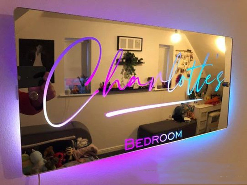 Personalisierter LED-Spiegel mit Namen – Acryl Wandspiegel mit Beleuchtung, 40×20 cm oder 50×25 cm