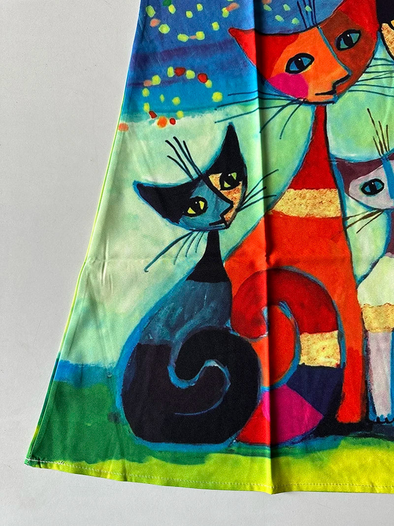 Vestido bohemio de verano: escote en V, sin mangas, estampado, largo hasta la rodilla, corte holgado.