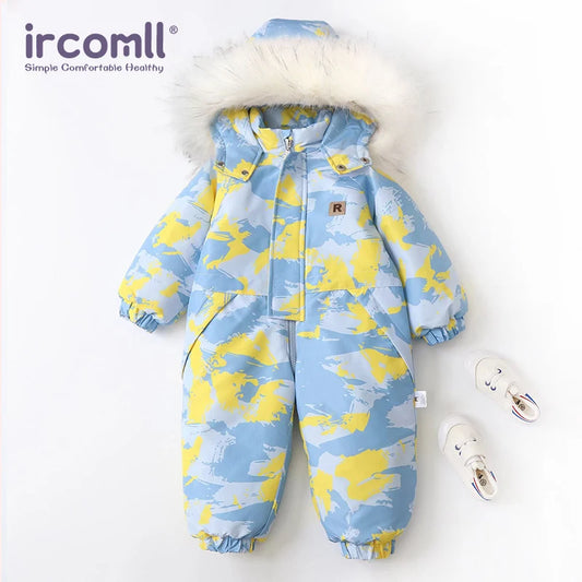Kuscheliger Baby-Winteroverall mit Fellkapuze – „Ircomll Winterzauber“