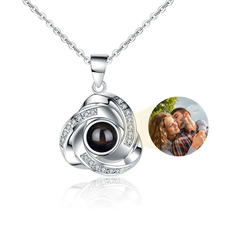 Personalized Photo Projection Necklace – Heart Pendant with “I Love You” in 100 Languages