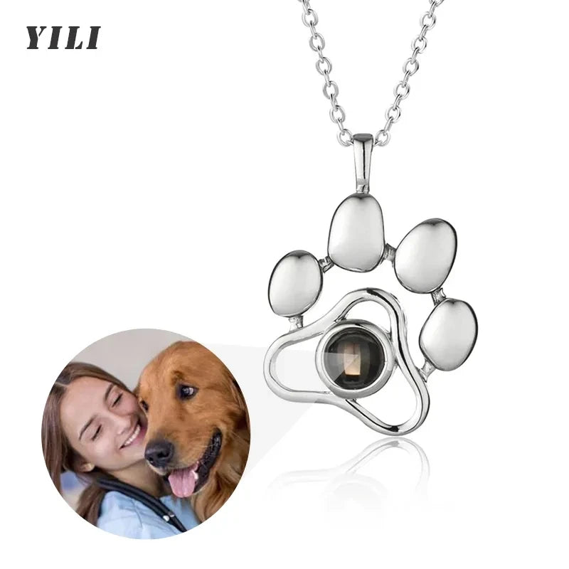 Personalized Photo Projection Necklace – Heart Pendant with “I Love You” in 100 Languages
