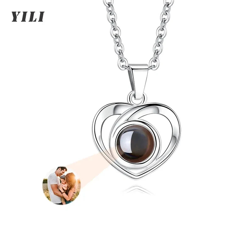 Personalized Photo Projection Necklace – Heart Pendant with “I Love You” in 100 Languages