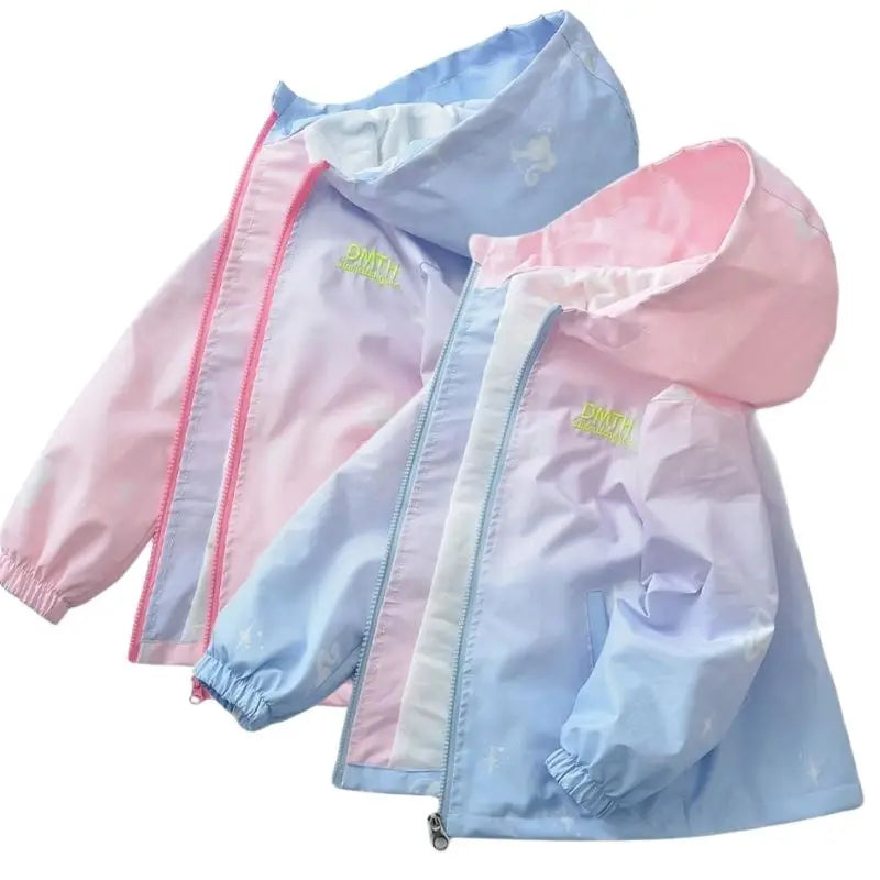 Kids Tales Kinderjacke mit Farbverlauf & Kapuze – Winddicht, Herbst/Frühling, Unisex