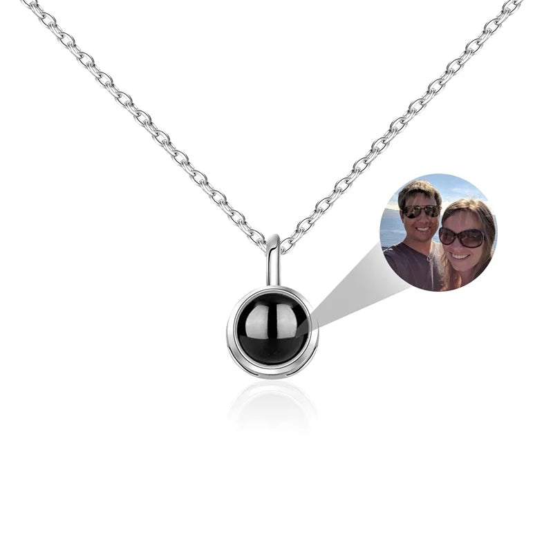 Personalized Photo Projection Necklace – Heart Pendant with “I Love You” in 100 Languages