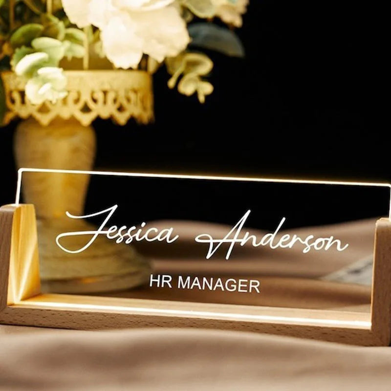 Personalisierte LED-Acryl-Namensplatte – Leuchtendes Namensschild für Büro, Events & Geschenke