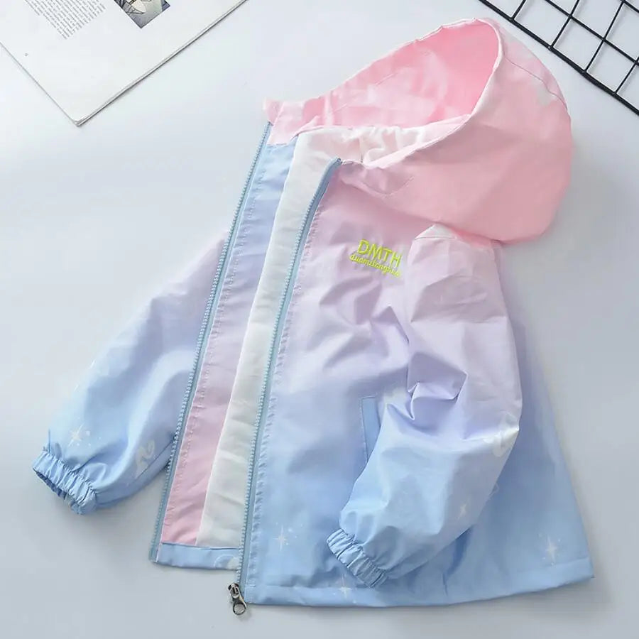 Kids Tales Kinderjacke mit Farbverlauf & Kapuze – Winddicht, Herbst/Frühling, Unisex