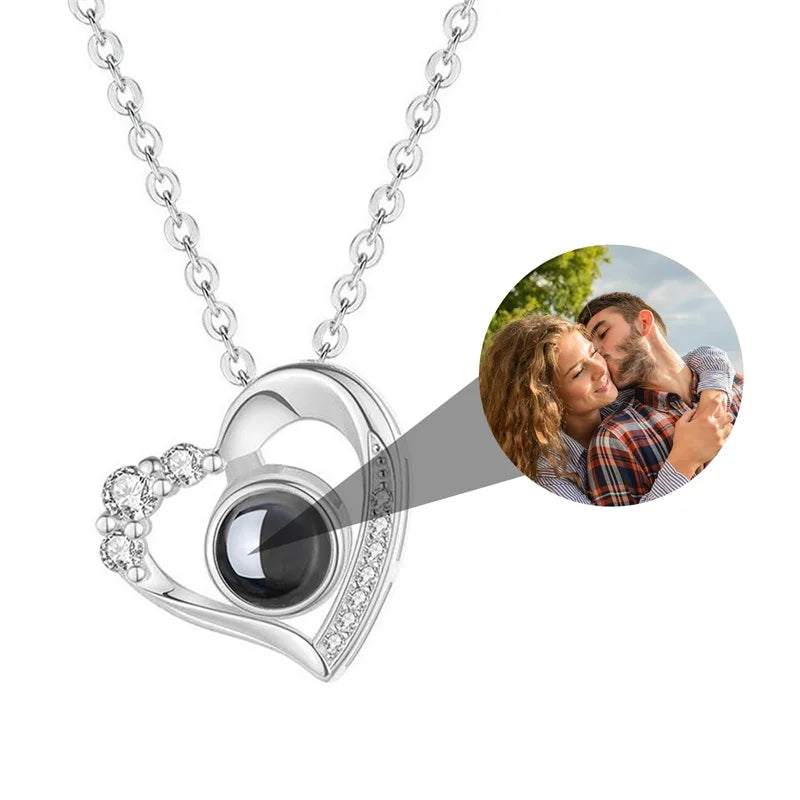 Personalized Photo Projection Necklace – Heart Pendant with “I Love You” in 100 Languages