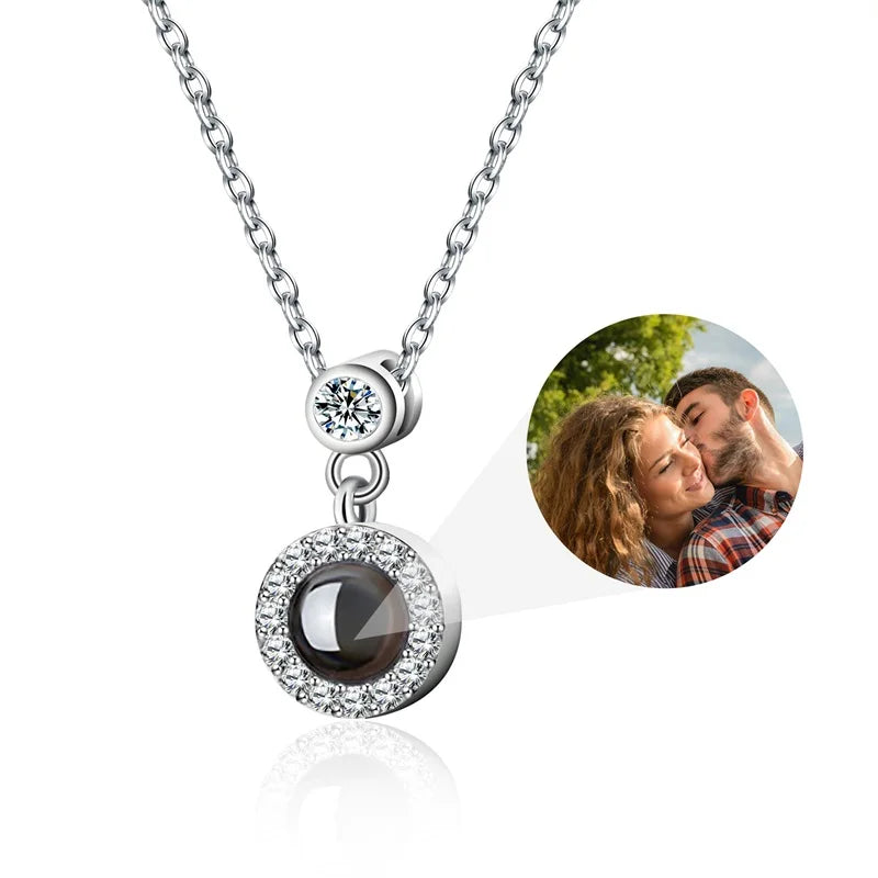 Personalized Photo Projection Necklace – Heart Pendant with “I Love You” in 100 Languages