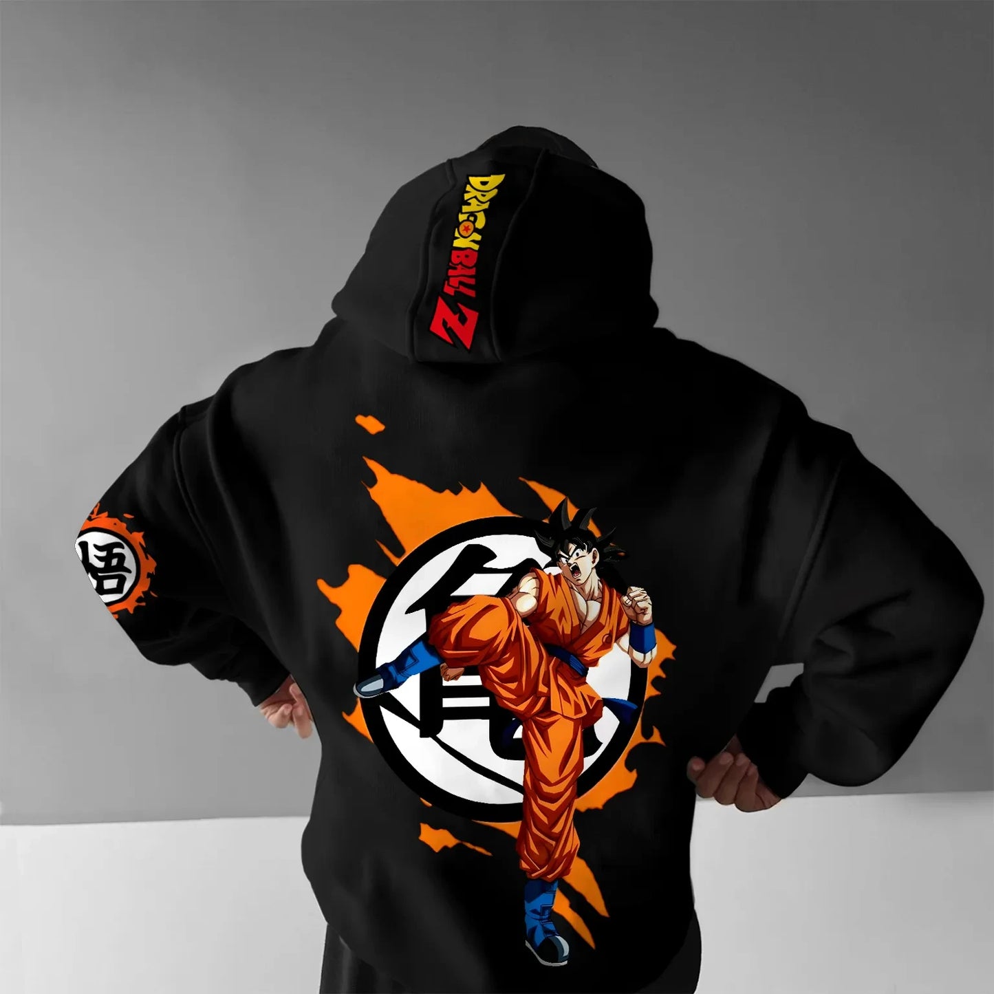 Sudadera con capucha BANDAI Dragon Ball Z + ¡insignia gratis!