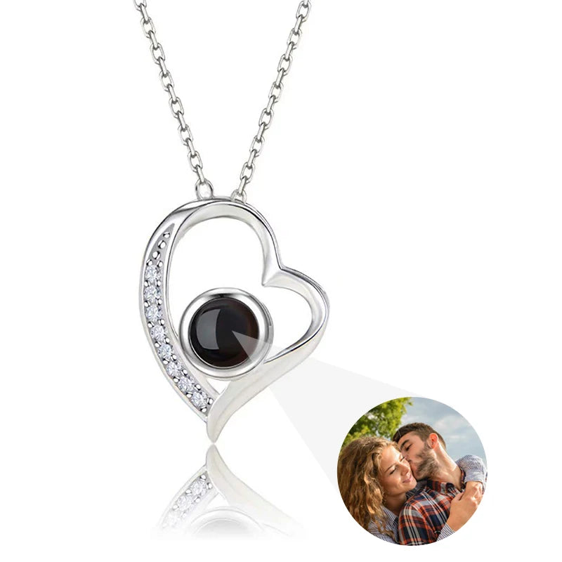 Personalized Photo Projection Necklace – Heart Pendant with “I Love You” in 100 Languages