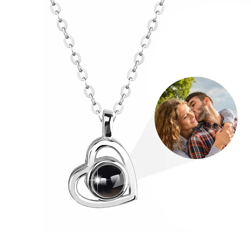 Personalized Photo Projection Necklace – Heart Pendant with “I Love You” in 100 Languages