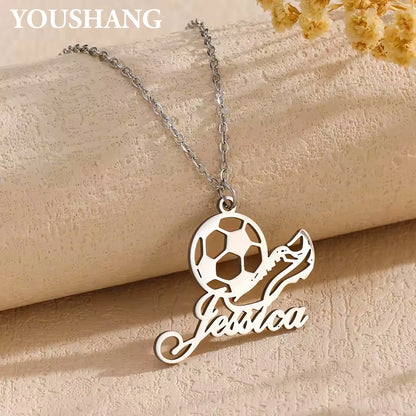 Collar con nombre deportivo personalizado en acero inoxidable: ¡tu nombre, tu estilo!