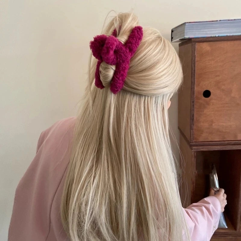Extra große Plüsch-Haarklammer (14 cm) – Elegante Haar-Klaue im Korean Style mit Kaninchen-Plüsch