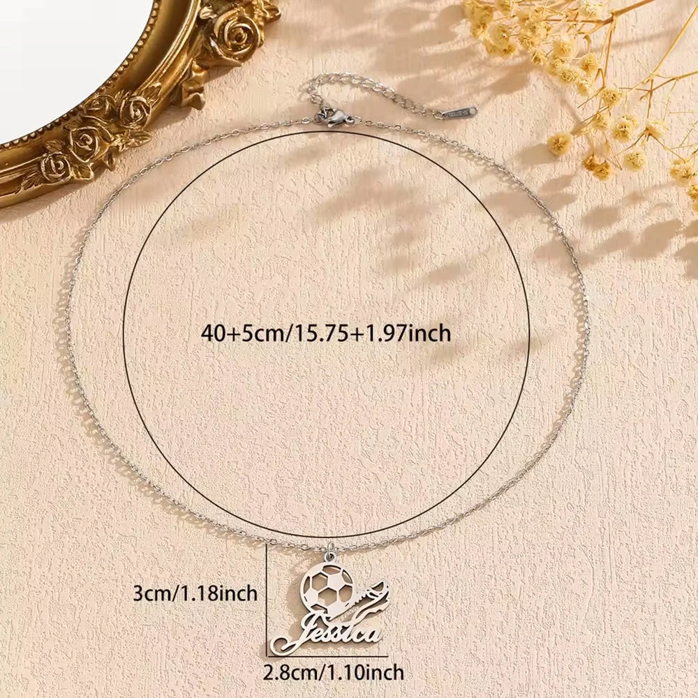 Collar con nombre deportivo personalizado en acero inoxidable: ¡tu nombre, tu estilo!
