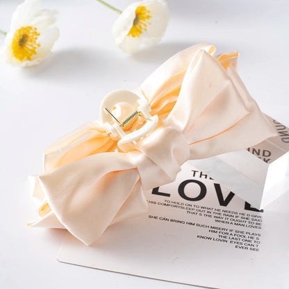 Große Haarklammer mit Schleife – Eleganter Shark Clip für Pferdeschwanz & Hochsteckfrisuren