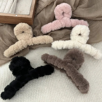 Extra große Plüsch-Haarklammer (14 cm) – Elegante Haar-Klaue im Korean Style mit Kaninchen-Plüsch