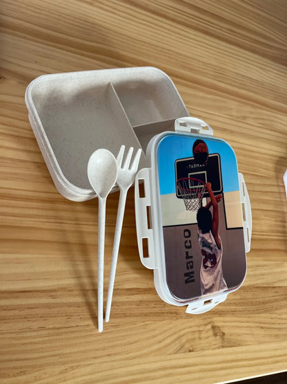 Personalisierte Snackbox / Lunchbox für Kinder – mit Name, Foto oder Cartoon-Motiv inkl. Löffel & Gabel