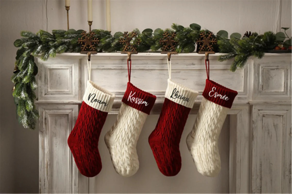 Medias navideñas personalizadas – Medias navideñas familiares bordadas con nombres – De punto y acogedoras