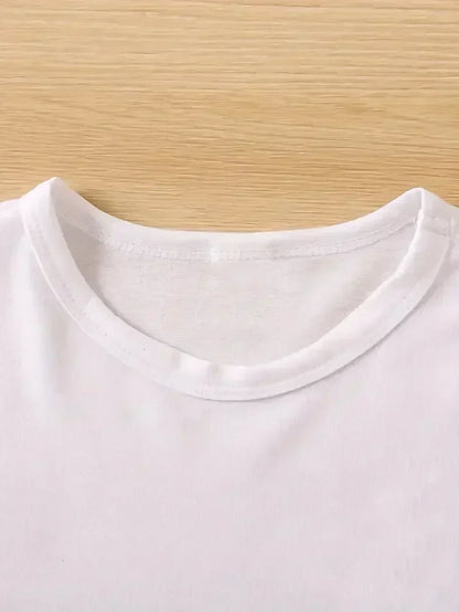 Camiseta de mujer con estampado de plumas, estrellas y lunas – Boho Chic