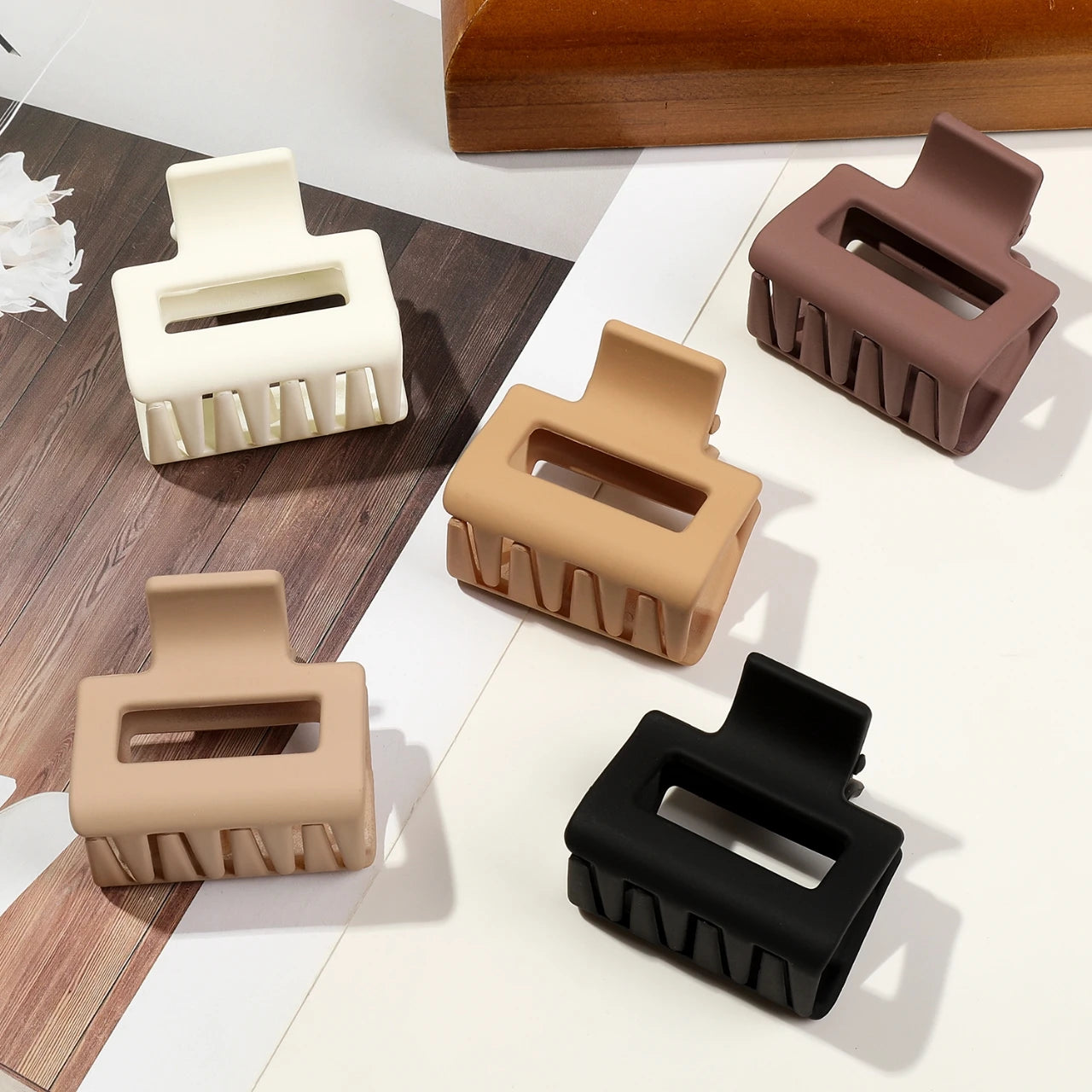 5er Set kleine Blumen-Haarklammern – Matte Mini-Haarclips für Frauen & Mädchen, ideal für feines Haar