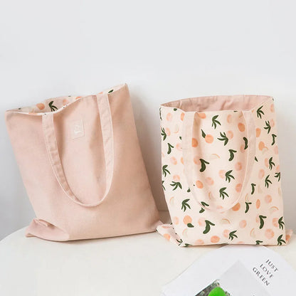 Wendetasche aus Baumwoll-Leinen mit fruchtigem Design