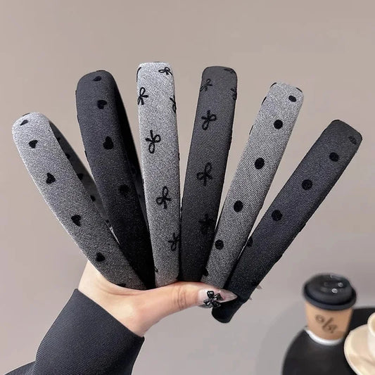 Schlichtes Schwamm-Stirnband in Schwarz & Grau – Breites Fashion-Haarband mit Schleife für Damen