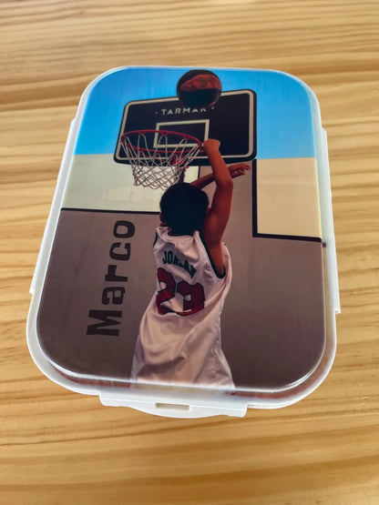 Personalisierte Snackbox / Lunchbox für Kinder – mit Name, Foto oder Cartoon-Motiv inkl. Löffel & Gabel