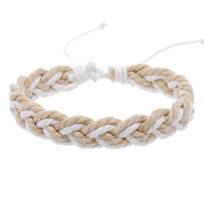 Handgewebtes Baumwollschnur-Armband im Künstlerischen Stil