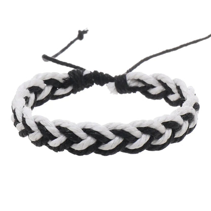 Handgewebtes Baumwollschnur-Armband im Künstlerischen Stil