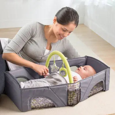 Tragbares Baby-Sicherheitsreisebett mit Klappdesign